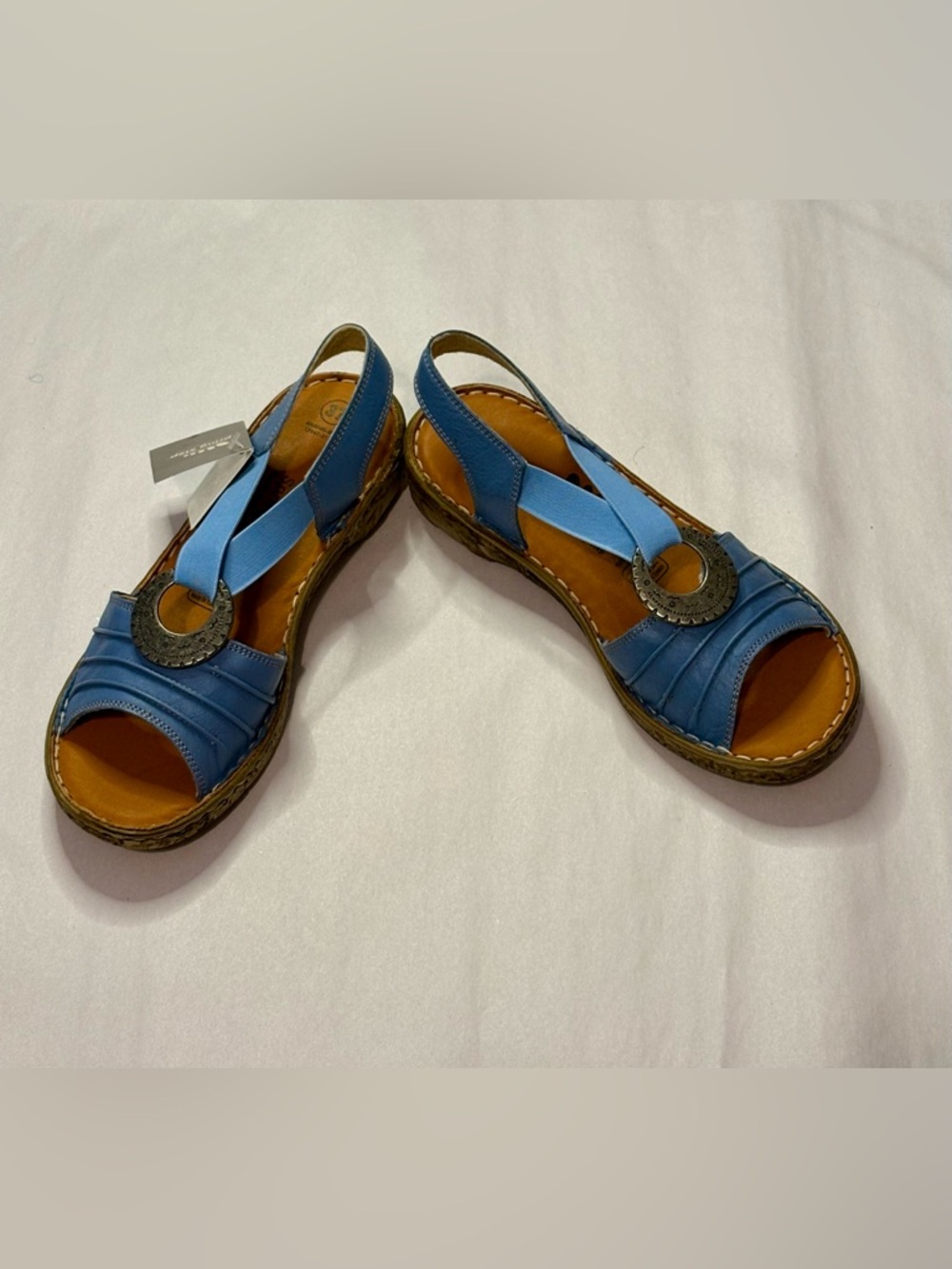 Spring Step Women's "Karmel" Blue Leather Elastic Strap Sandals Size 6.5